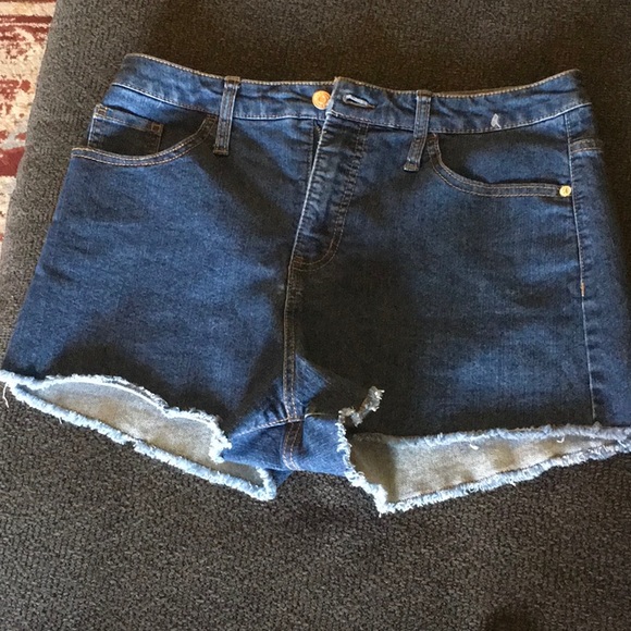 Wild Fable High Rise Short - Picture 6 of 7